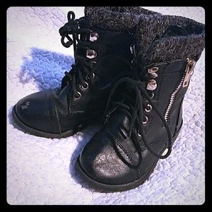 Childrens Boots